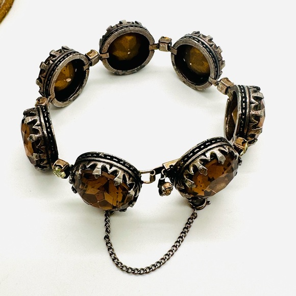 RARE Vintage Unsigned Schiaparelli Bracelet - Picture 10 of 17